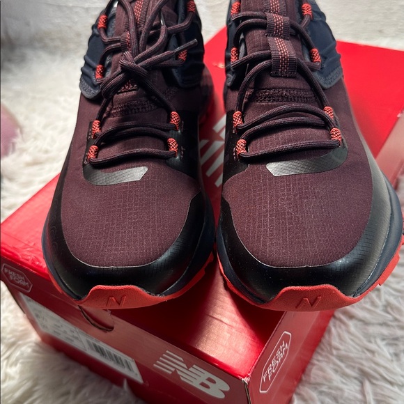 NIB New Balance Men's Fresh Foam Roav V1 Trail Running Shoe - Picture 4 of 10